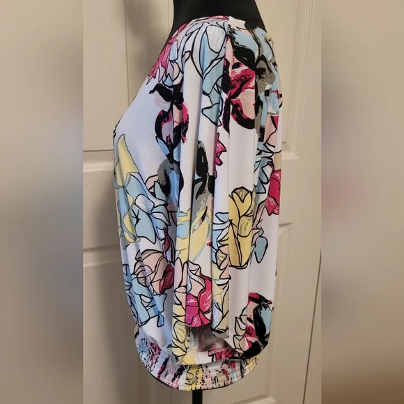 White House Black Market WHBM Multicolor Floral Blouse  SIZE M - Picture 7 of 11